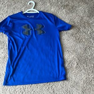 Under armor tee